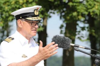 Ταραχή στη Γερμανία με τις δηλώσεις Αντιναυάρχου για τον Πούτιν