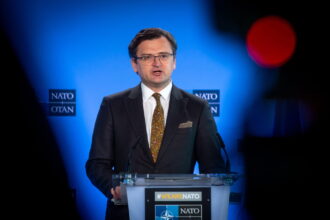 Η Τουρκία επικοινωνεί συνεχώς με τον Ουκρανό Υπουργό Εξωτερικών