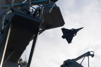 ΕΚΤΑΚΤΟ: Η Γαλλία βοηθά έμπρακτα με RAFALE την αεράμυνα των ΗΑΕ