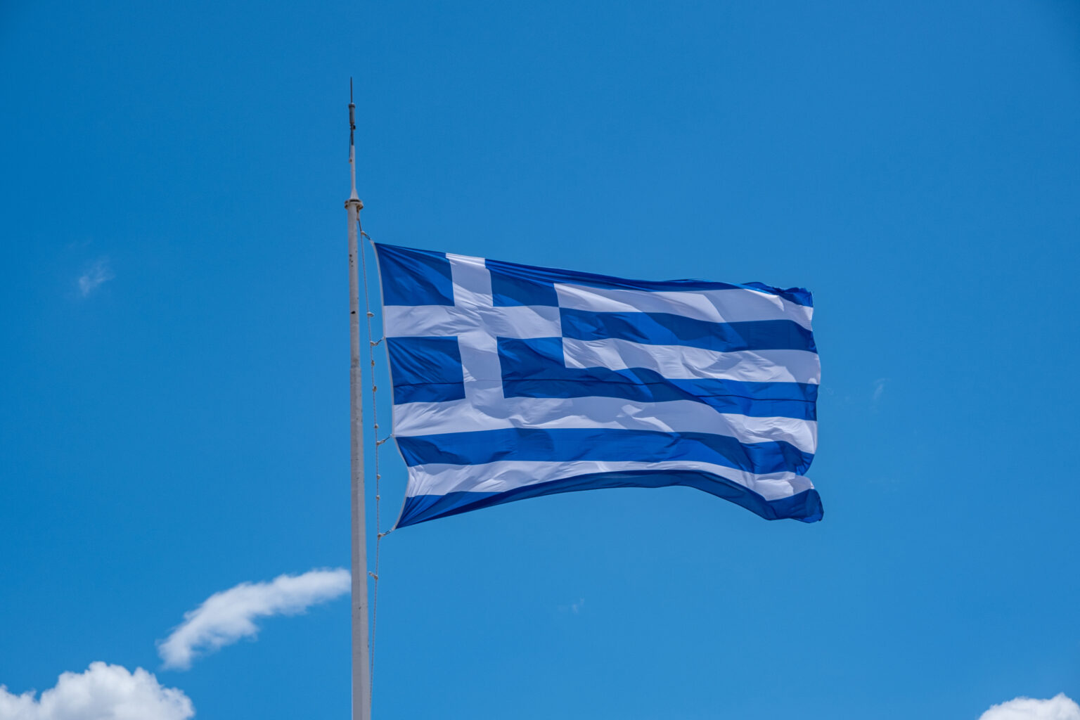 Δέκα Έλληνες έχασαν σήμερα τη ζωή τους στην Ουκρανία από ρωσικά πυρά σύμφωνα με το Ελληνικό Υπουργείο Εξωτερικών