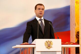 Αυστηρή προειδοποίηση Μεντβέντεφ για την τιμή του φυσικού αερίου με αφορμή τον Nord Stream 2