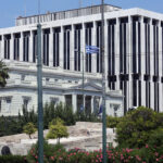 «Απαράδεκτες οι δηλώσεις της Ρωσίας»: ΥΠΕΞ κατά Ρωσικής Πρεσβείας και Ζαχάροβα
