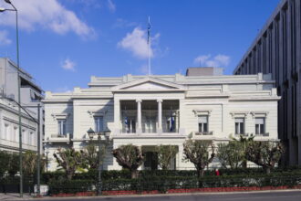 ΕΚΤΑΚΤΟ: Πληροφορίες για χτύπημα στο Προξενείο της Μαριούπολης