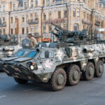 Ουκρανικό BTR-4 καταστρέφει Ρωσική ομάδα πεζικού [ΒΙΝΤΕΟ]