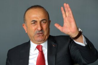 ΈΚΑΝΕ «ΣΚΗΝΗ» ΣΤΟ ΝΑΤΟ: Τσαβούσογλου εναντίον Σουηδής ΥΠΕΞ