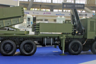 Το ΓΕΣ εξετάζει το MLRS TAMNAVA και αναβάθμιση των RM-70 - NEMESIS HD