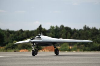 Η Ινδία δοκίμασε επιτυχώς το «Autonomous Flying Wing Technology Demonstrator» - NEMESIS HD