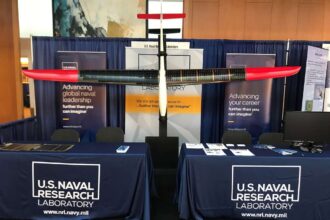 Σύστημα προώθησης Ηλιακού UAV (Solar UAV) παρουσιάστηκε στο Γενικό Επιτελείο Εθνικής Άμυνας - NEMESIS HD