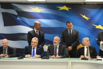 «Γρύπας»: Υπογραφές για το πρώτο οπλισμένο UCAV του ΑΡΧΥΤΑΣ - NEMESIS HD