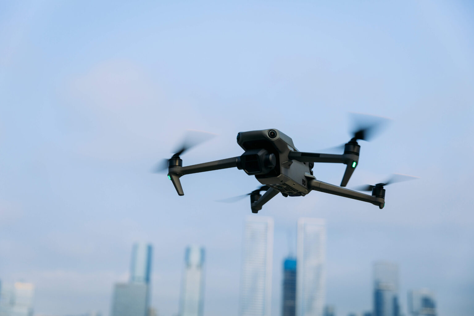 Σύγχρονα συστήματα αντιμετώπισης Drone: «Hensoldt» και «LEONARDO» στο ΓΕΣ - NEMESIS HD