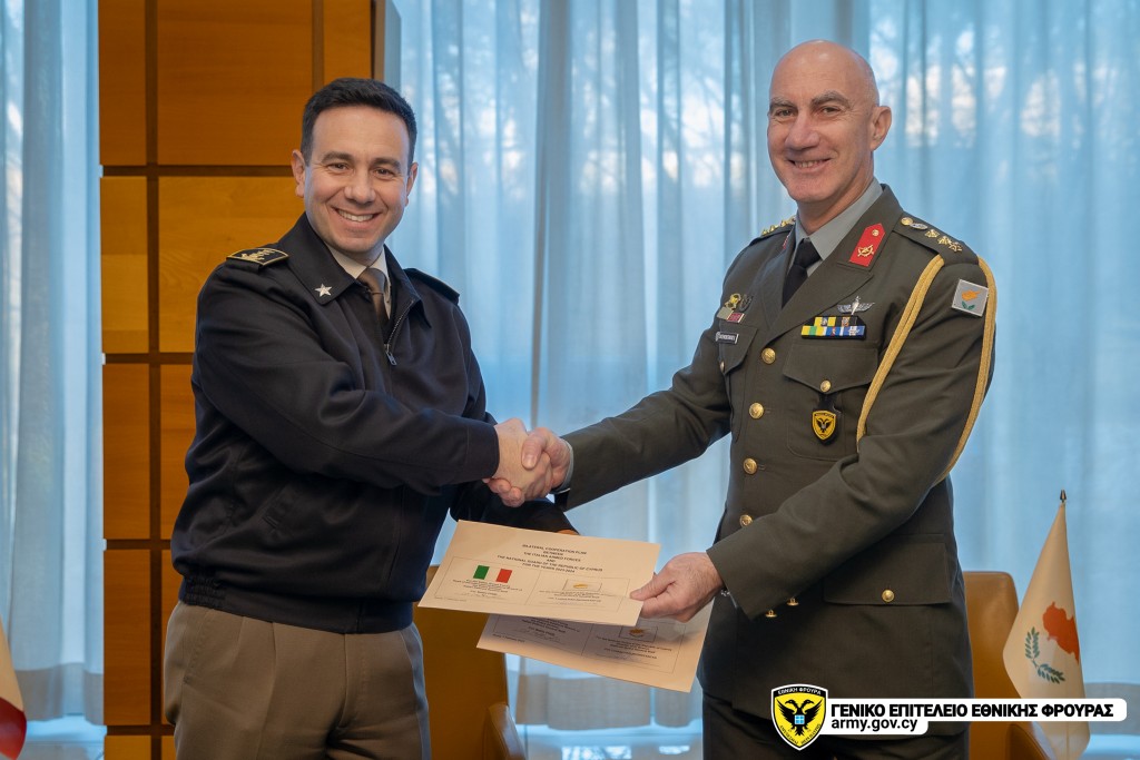 ΚΥΠΡΟΣ: Μπαράζ υπογραφών Αμυντικής συνεργασίας