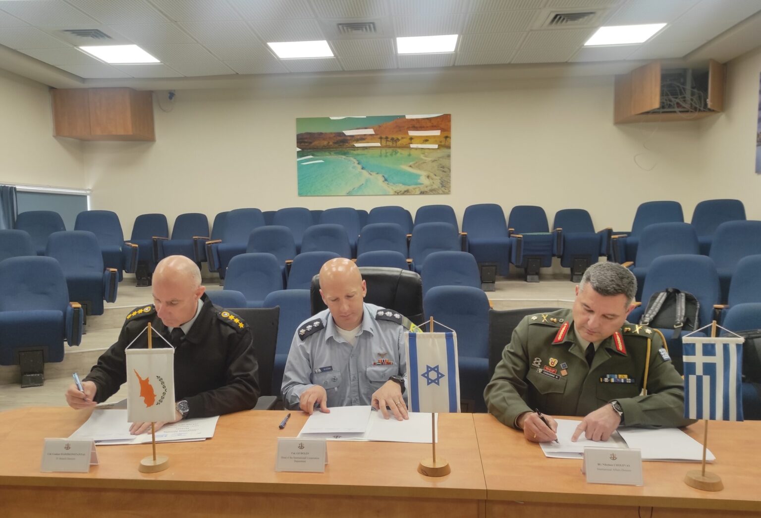 Ελλάδα, Κύπρος και Ισραήλ υπέγραψαν για την στρατιωτική συνεργασία - NEMESIS HD