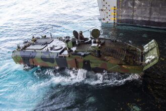 AAV-7A1 ή ACV: Ήταν σωστή η επιλογή;