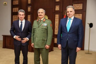 Λιβύη: Συνάντηση Χαλίφα Χαφτάρ και Αγκίλα Σάλεχ με Ανδρέα Λοβέρδο στην Βεγγάζη - NEMESISHD.GR