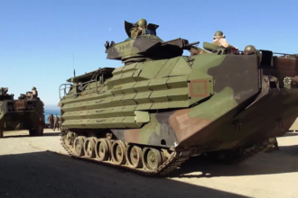 Μερικές σκέψεις: Τα AAV-7, τα αρματαγωγά και οι Πεζοναύτες - NEMESIS HD