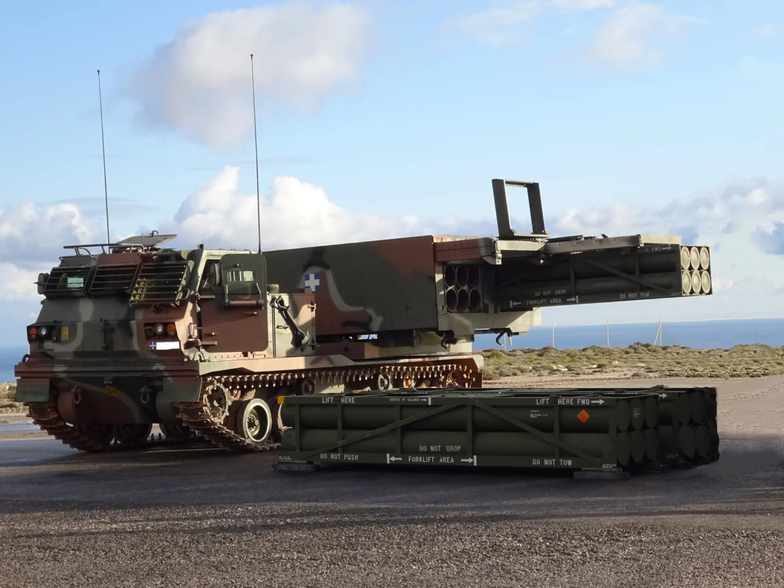 M270 MLRS: Το «μακρύ χέρι» του Ελληνικού Πυροβολικού