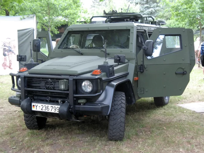 Mercedes-Benz: Παρουσίαση Unimog U5000 και G-class (LAPV) στην DEFEA 2023