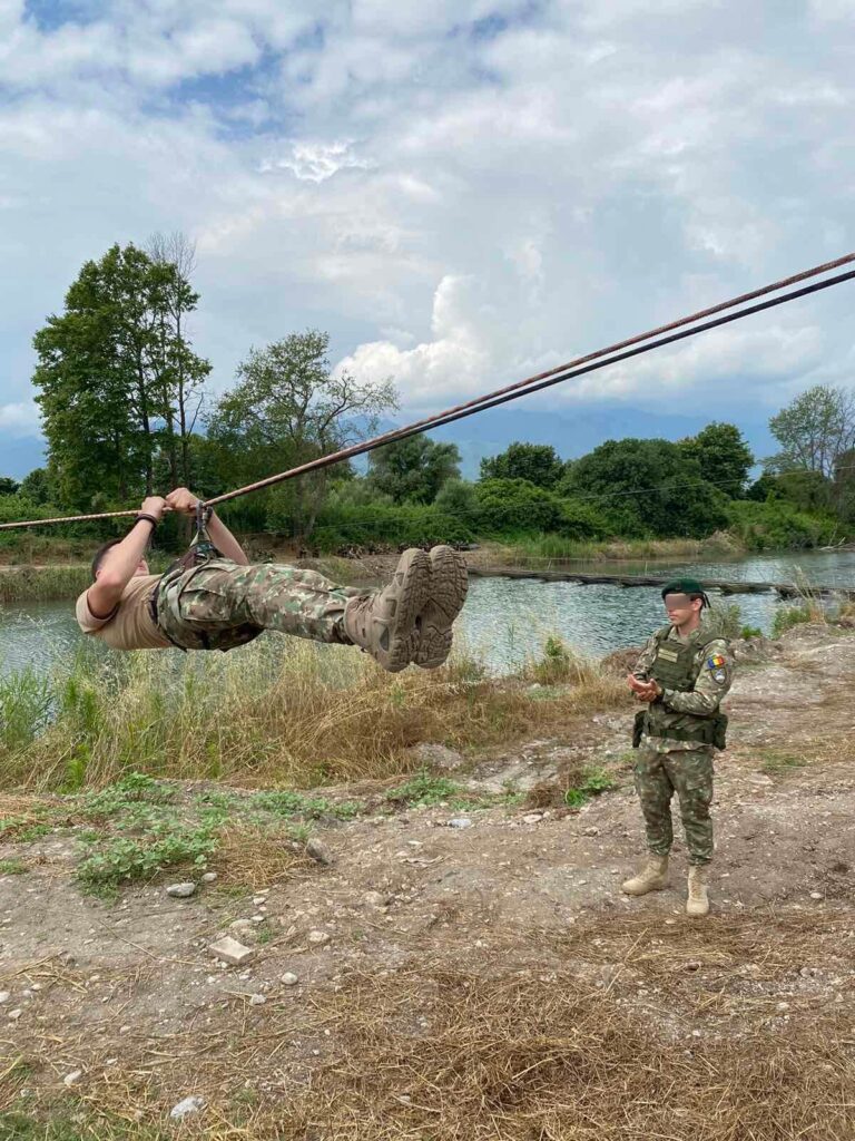 Επίσκεψη αντιπροσωπειών των ΗΑΕ και της Ρουμανίας στην ΣΜΥ