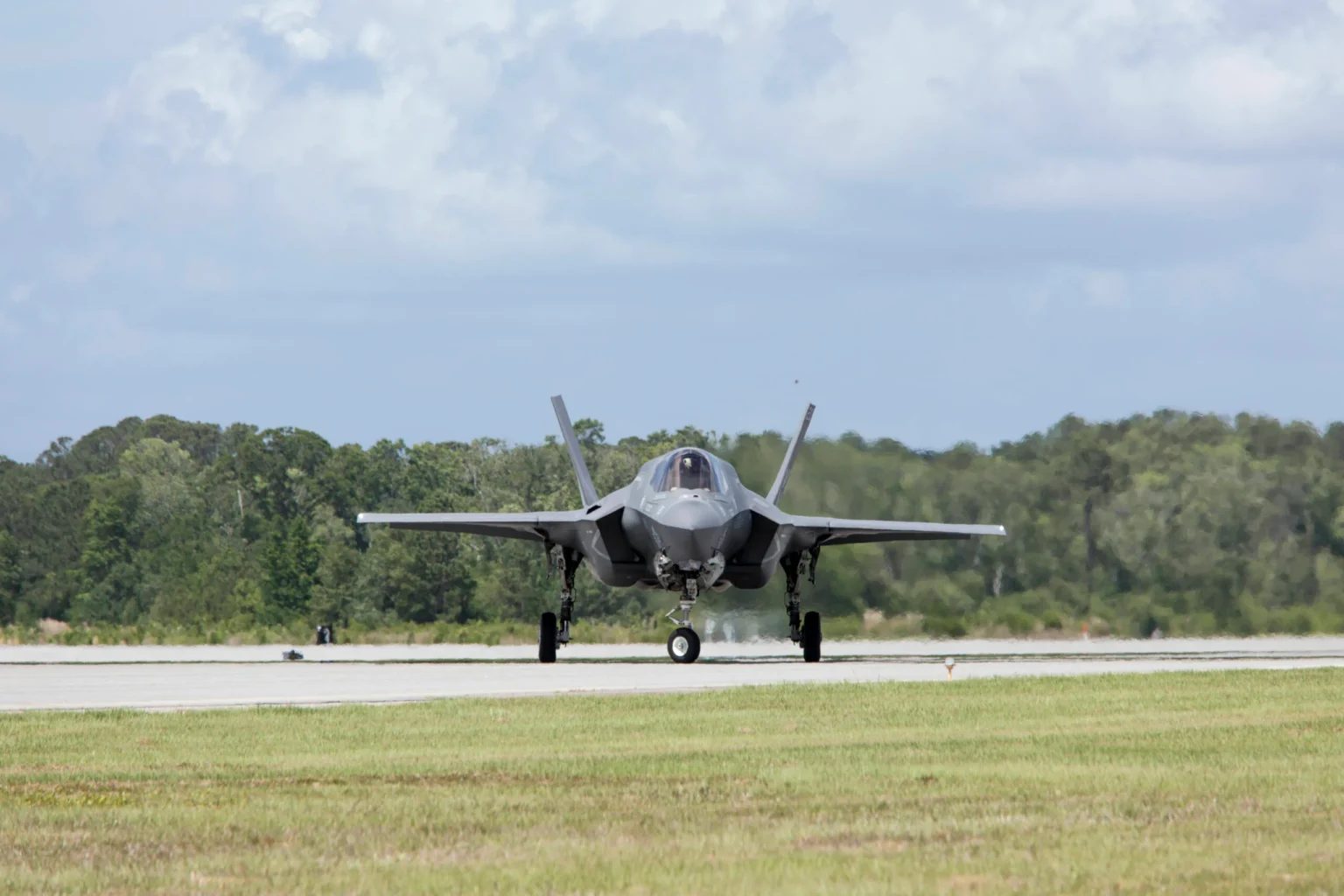 F-35: Μάθε τους λόγους υπεροχής του έναντι άλλων μαχητικών + Επίκαιρες ερωτοαπαντήσεις