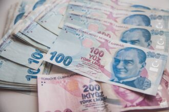 Δεν μπορεί να ηρεμήσει ο Ερντογάν, νέες απώλειες για την Τουρκική λίρα - NEMESIS HD