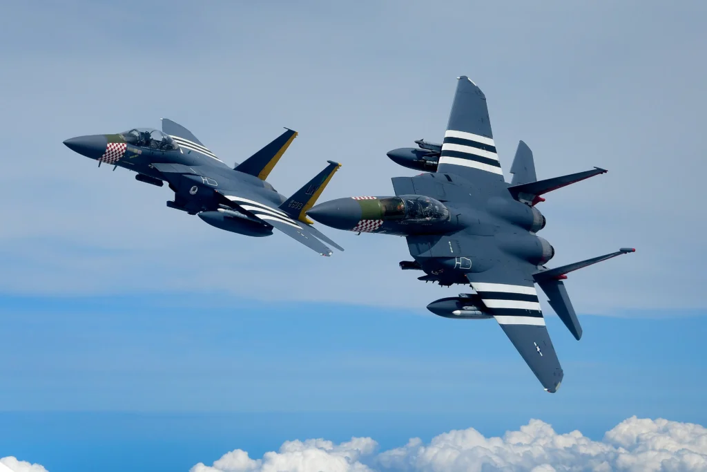Οι ΗΠΑ αποσύρουν 119 F-15E Strike Eagle - Μέση λύση για αντικατάσταση των Ελληνικών F-4 Phantom;