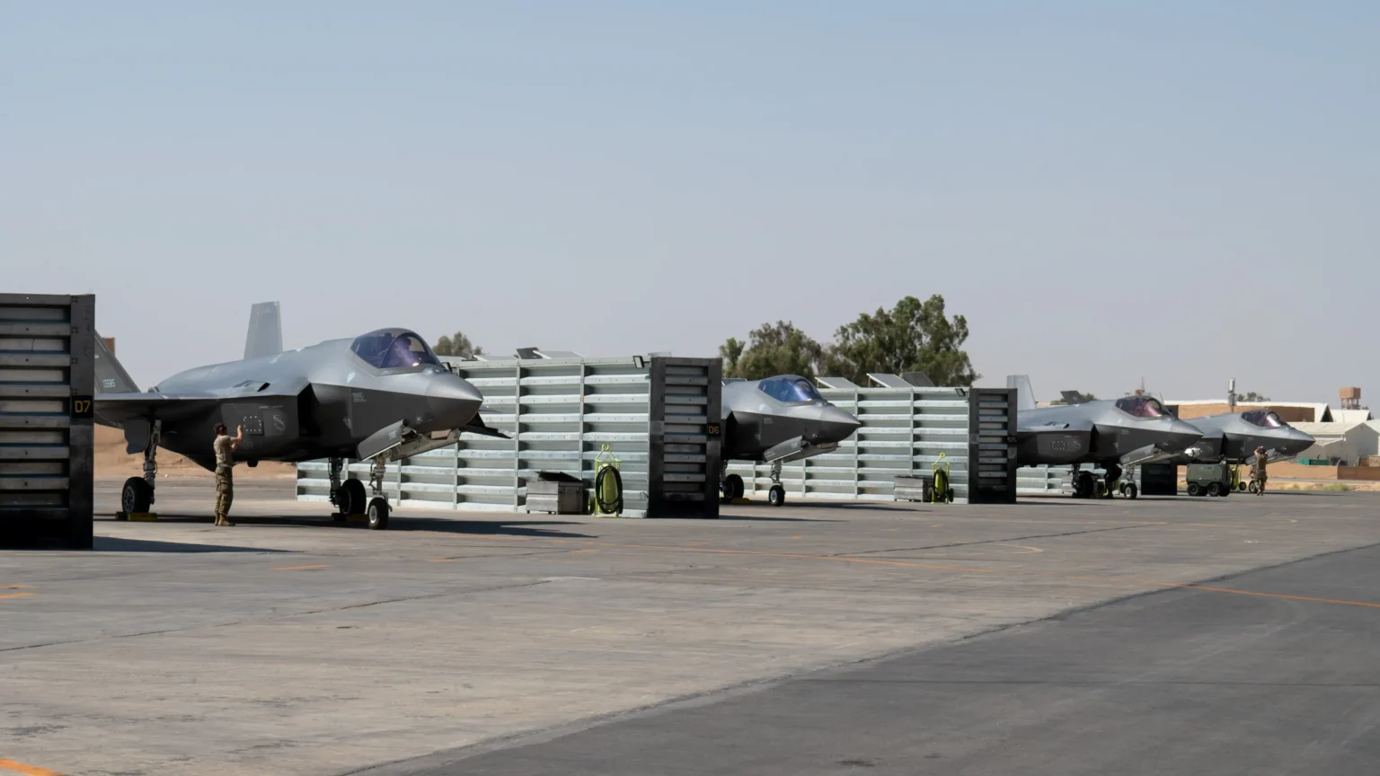 Οι Ρώσοι χτύπησαν ξανά UAV των ΗΠΑ: F-35 προσγειώνονται στην Μέση Ανατολή