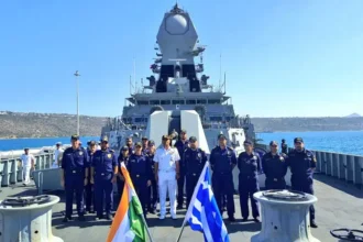 Ινδικό Αντιτορπιλικό στην Ελλάδα: Βελτίωση των δεσμών