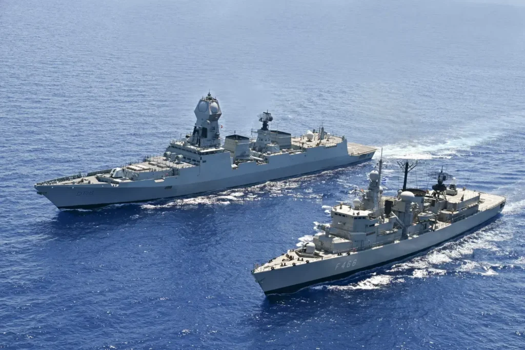 Ινδικό Αντιτορπιλικό στην Ελλάδα: Βελτίωση των δεσμών