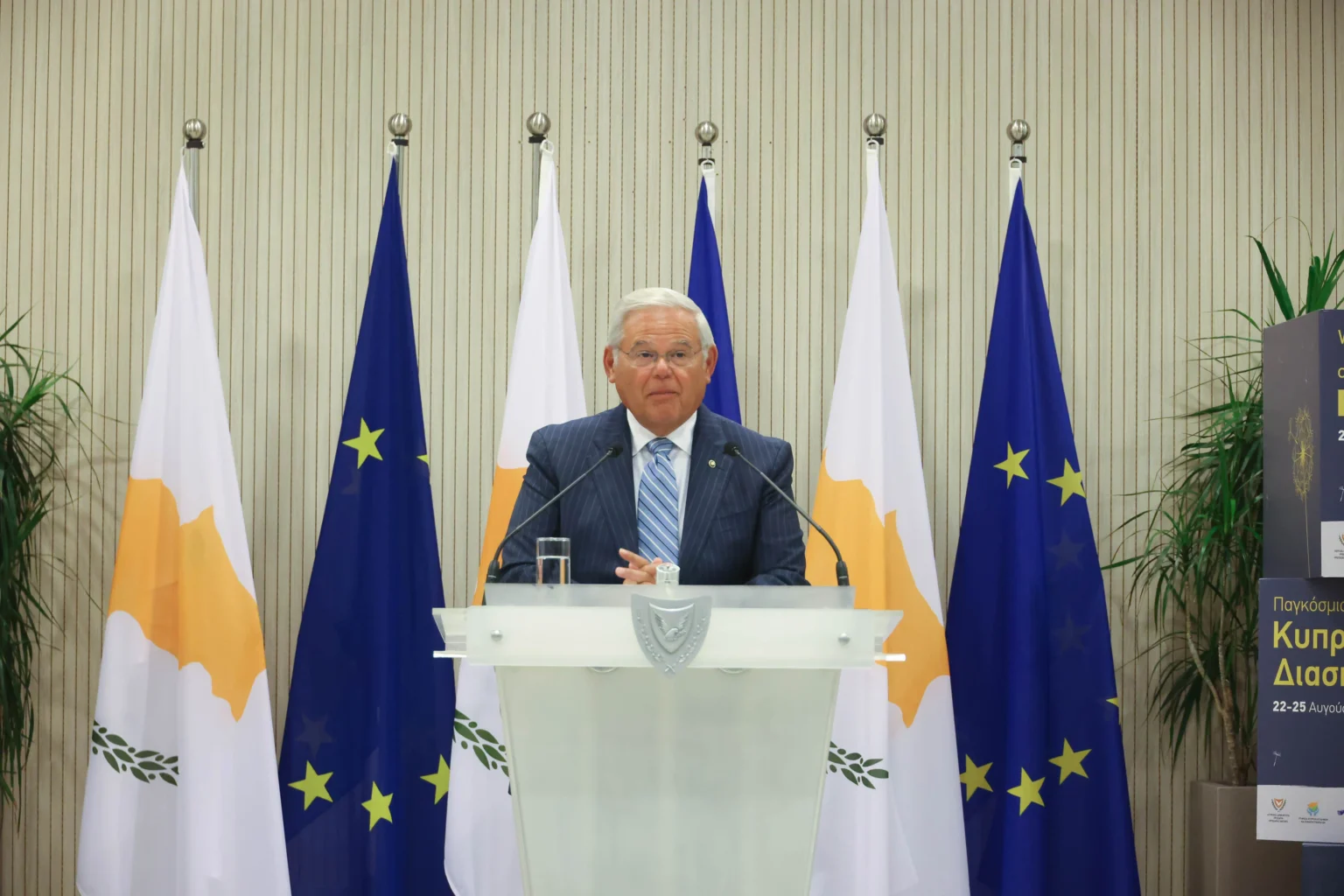 «Δεν αποτελεί έκπληξη» η στάση Ερντογάν: Μενέντεζ για Κύπρο