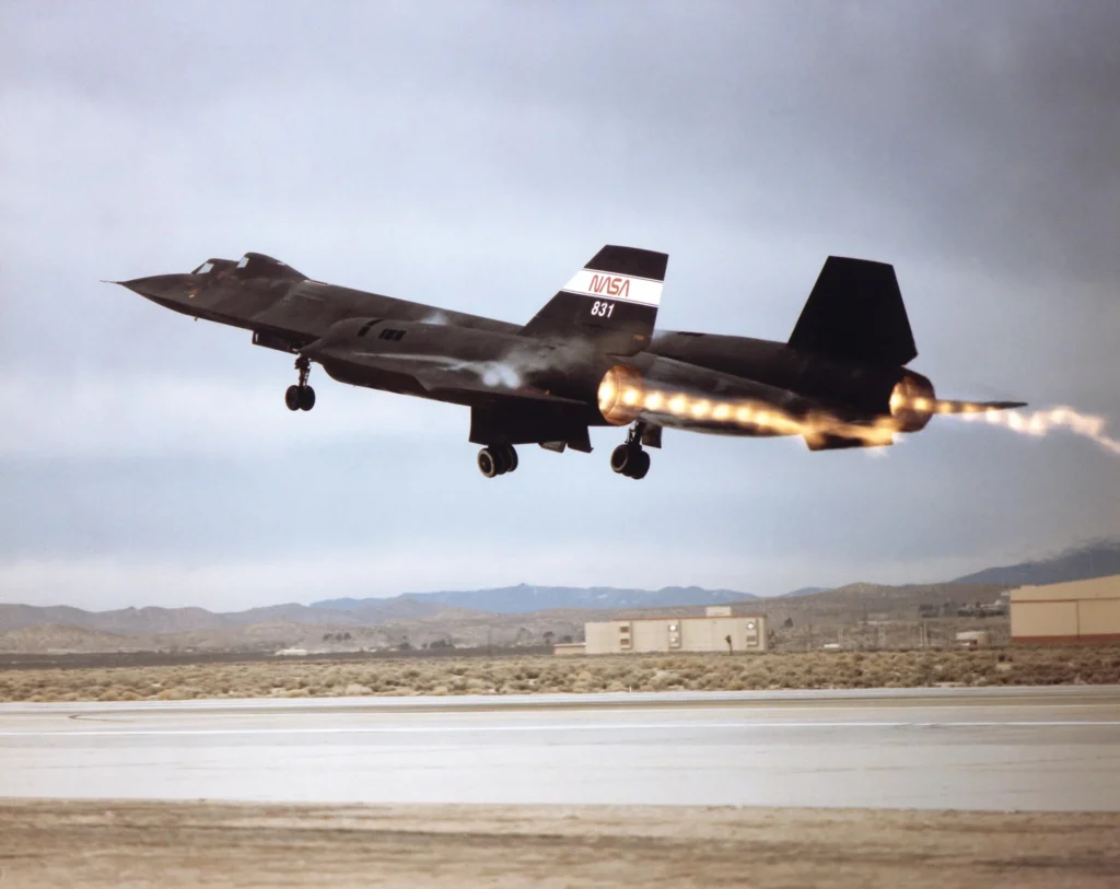 SR-71 Blackbird: Το Mach 3+ «θαύμα» της Lockheed και του ψυχρού πολέμου - NEMESIS HD