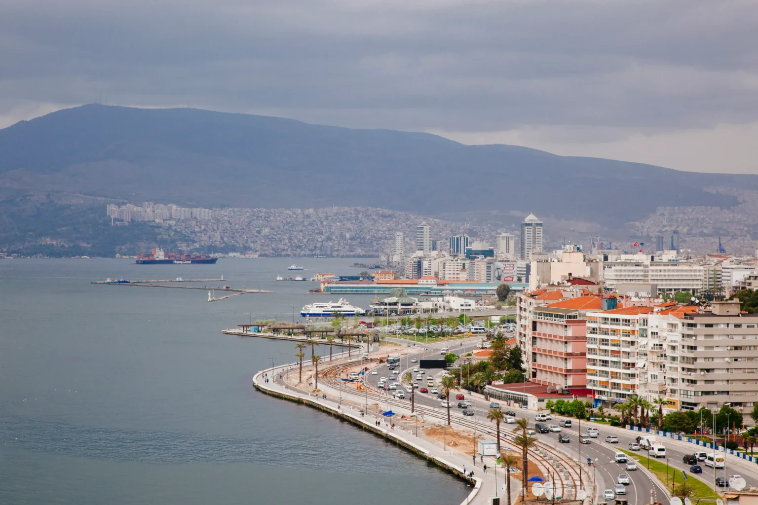 Τουρκία: Ένοπλη επίθεση στο προξενείο της Σουηδίας στην Σμύρνη