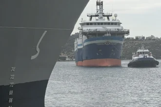 Έφτασε στην Σαλαμίνα το νέο ΠΓΥ «ΠΕΡΣΕΑΣ», δωρέα του ιδρύματος Αικατερίνη Λασκαρίδη στο Πολεμικό Ναυτικό