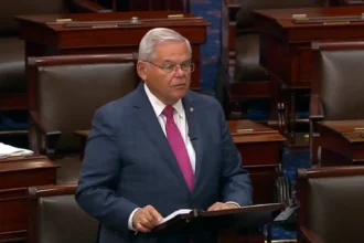 Μενέντεζ ξανά υπέρ Αρμενίας: «Ο Αλίγιεφ πραγματοποιεί εθνοκάθαραση στο Ναγκόρνο Καραμπάχ»