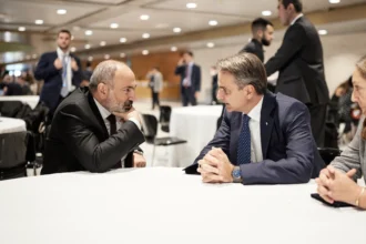 Συνάντηση Μητσοτάκη - Πασινιάν: «Πλήρης στήριξη στον λαό της Αρμενίας»