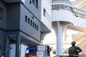 ΕΚΤΑΚΤΟ | Νοσοκομείο Αλ Σίφα: Έφτασε η ανθρωπιστική βοήθεια του Ισραήλ - Προστασία από τεθωρακισμένα