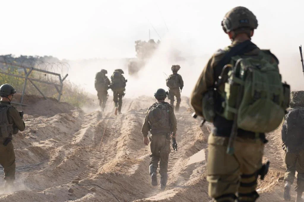 Πόλεμος Ισραήλ - Γάζας | Βαρύ τίμημα για τον IDF: Τι γνωρίζουμε για τις απώλειες και την τρίωρη μάχη με τη Χαμάς