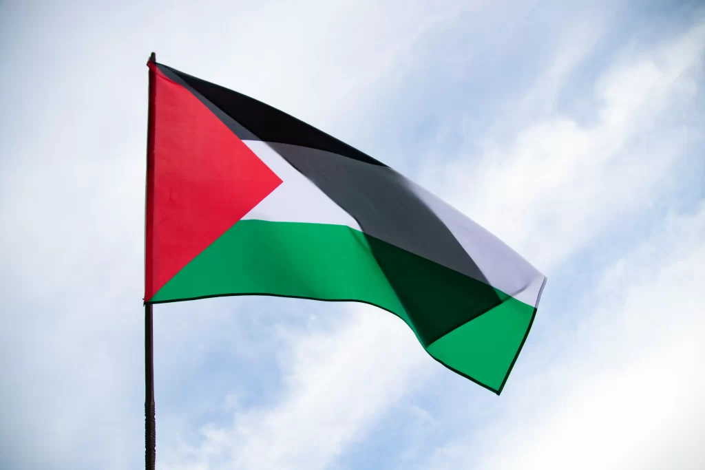 Παλαιστίνιοι κατά Παλαιστίνιων: Τους σκότωσαν και τους κρέμασαν σε κολόνες ηλεκτρισμού στη Δυτική Όχθη