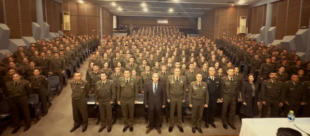 Συμμετοχή Γενικού Διευθυντή ΓΔΠΕΑΔΣ Δρ. Κωνσταντίνου Μπαλωμένου σε Ημερίδα της Σχολής Μονίμων Υπαξιωματικών για τις Υβριδικές Απειλές