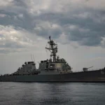 ΕΚΤΑΚΤΟ: Πληροφορίες για χτυπήματα των Χούθι κατά του Αντιτορπιλικού των ΗΠΑ USS Carney και εμπορικών πλοίων - Σε εξέλιξη η κατάσταση