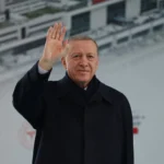 Ο Ερντογάν θυμάται κοινές μάχες Τούρκων & Κούρδων κατά των Ελλήνων ως την νέα σελίδα μετά τον αφοπλισμό του PKK