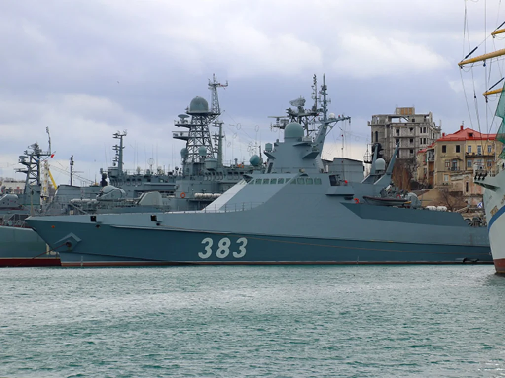 Ουκρανικά USV Magura «τίναξαν στον αέρα» το Ρωσικό Sergey Kotov: Βύθιση αναφέρει η Ουκρανία - Τι γνωρίζουμε ως τώρα + ΒΙΝΤΕΟ