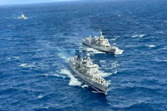 «Λόγχη 2/24»: Φρεγάτες, ΤΠΚ, ελικόπτερα του Πολεμικού Ναυτικού σε άσκηση