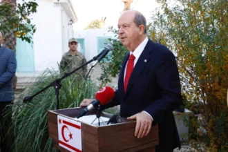 Απειλεί ότι η Κύπρος θα γίνει «Γάζα» ο Τατάρ και απαιτεί δύο κράτη