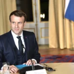 Μακρόν: «Τριπλή υπαρξιακή απειλή για την Ευρώπη»
