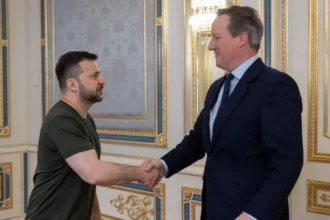 Το Ηνωμένο Βασίλειο λέει ότι η Ουκρανία μπορεί να πλήξει την Ρωσία - Ενίσχυση βοήθειας «για όσο χρειαστεί» - Ρωσίκη απάντηση
