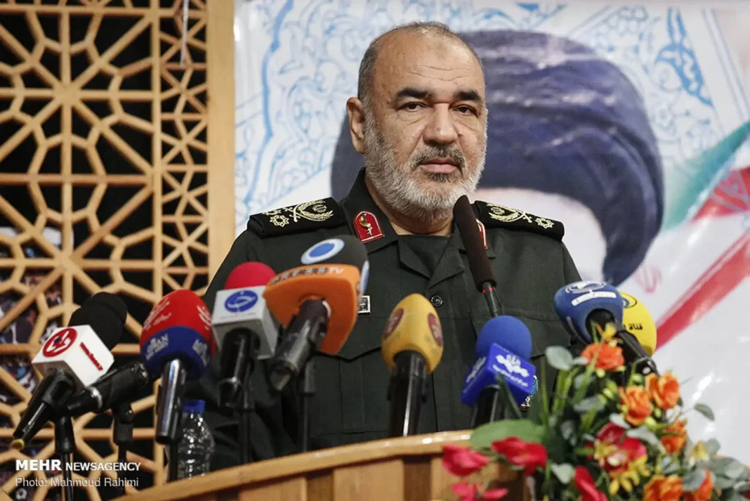 Ο Αρχηγός του IRGC του Ιράν Χοσεΐν Σαλαμί απειλεί με νέα εκδίκηση το Ισραήλ για το πλήγμα στην Συρία που σκότωσε υψηλόβαθμο Ιρανό