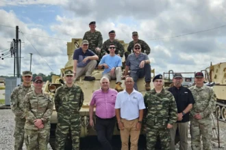 Τα M2 Bradley ένα βήμα πιο κοντά στην Θράκη: Έλληνες αξιωματικοί επιθεώρησαν τα οχήματα στις ΗΠΑ + ΦΩΤΟ