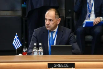 Η Απάντηση του Υπουργού Εξωτερικών στα δημοσιεύματα για την Κάσο: «Ολοκληρώσαμε τις έρευνες - Κυκλοφορούν ψεύδη»
