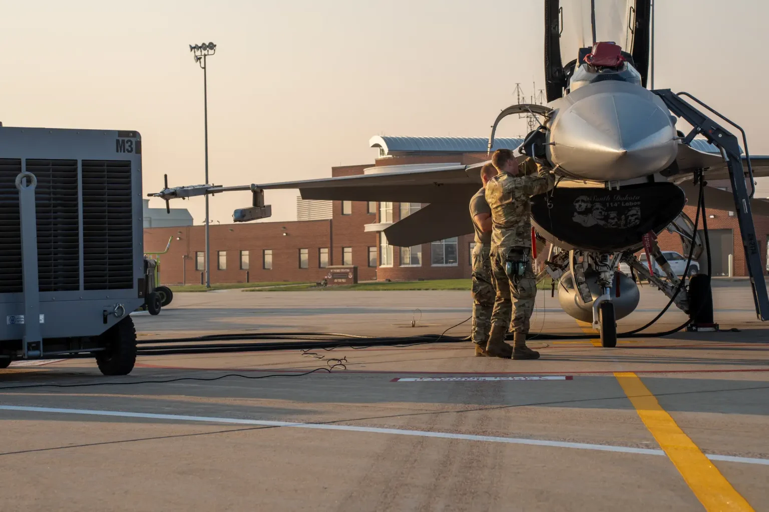 f-16