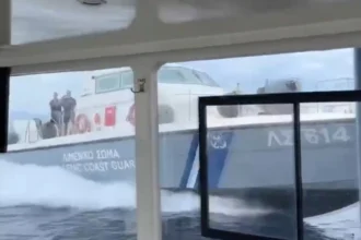 Σμπαράλια Τουρκικό αλιευτικό στην Ζουράφα: Το Λιμενικό Σώμα έπραξε τα δέοντα - Οργή στα Τουρκικά ΜΜΕ